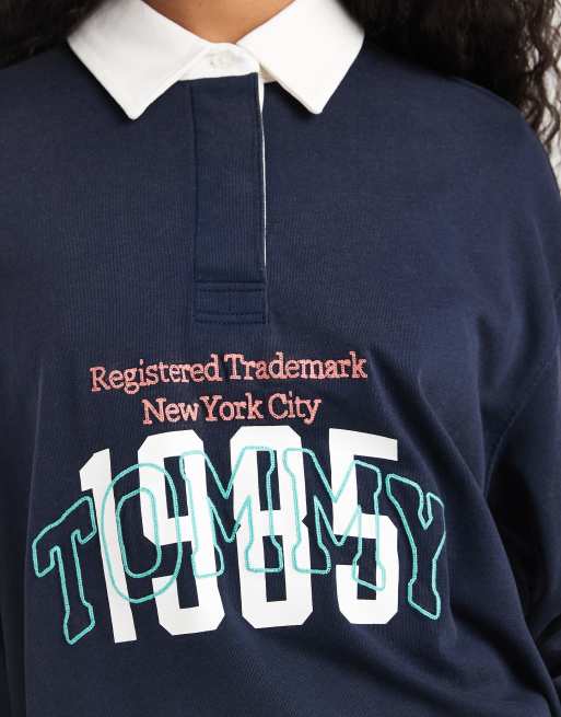 Tommy Jeans oversized varsity logo rugby top in navy, 4 of 4