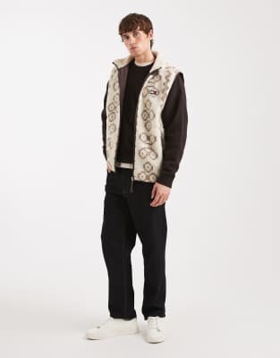 Tommy Jeans Pattern Teddy Zip Up Gilet In Brown