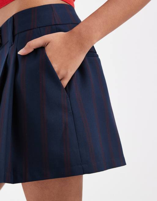 Tommy Jeans pleated mini skirt in navy striped print, 3 of 5