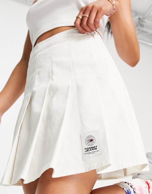 Tommy jeans deals pleated skirt