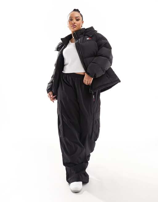 Tommy Jeans Plus – Alaska – Steppjacke in Schwarz