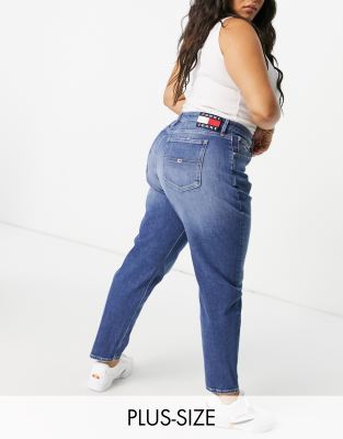 Tommy Jeans Plus flag logo mom jeans in washed indigo | ASOS