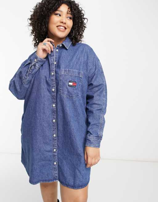 Tommy Jeans Plus – Jeansowa sukienka koszulowa 