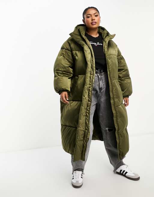 Olive green long store puffer coat