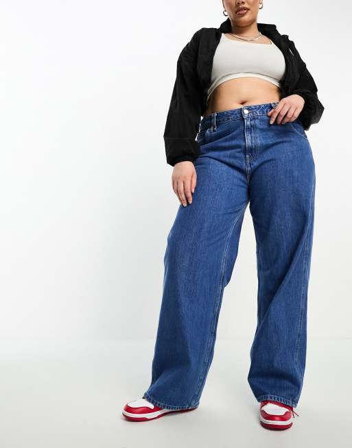 Tommy Jeans Plus low rise daisy baggy jean in mid wash