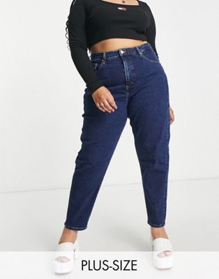 Tommy Jeans Plus tapered mom jeans in indigo