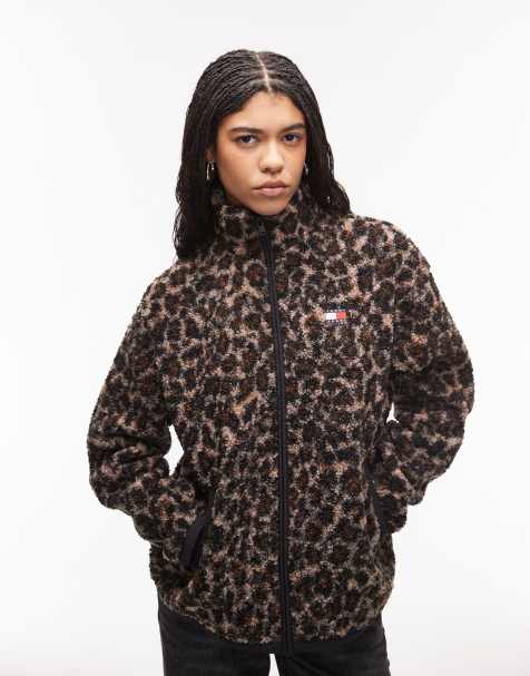 Tommy Jeans badge fleece in leopard print