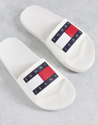 Tommy Jeans pool slider in white - ASOS Price Checker