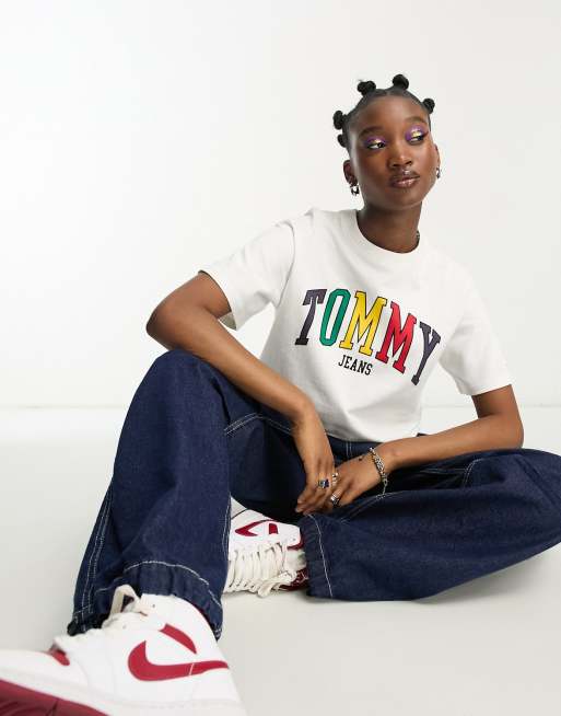 Tommy jeans deals rainbow logo tee