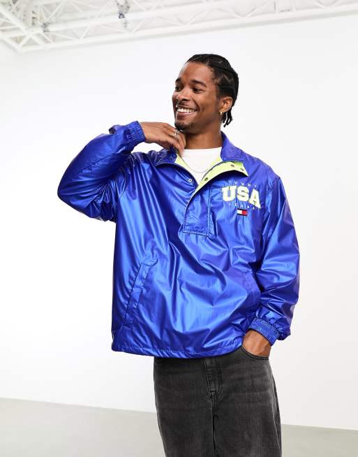 Tommy Jeans – Popover-Jacke in Metallic-Blau 