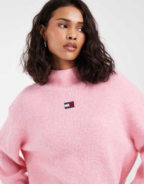 Tommy Jeans - Pull col montant avec logo écusson - Rose - view 1