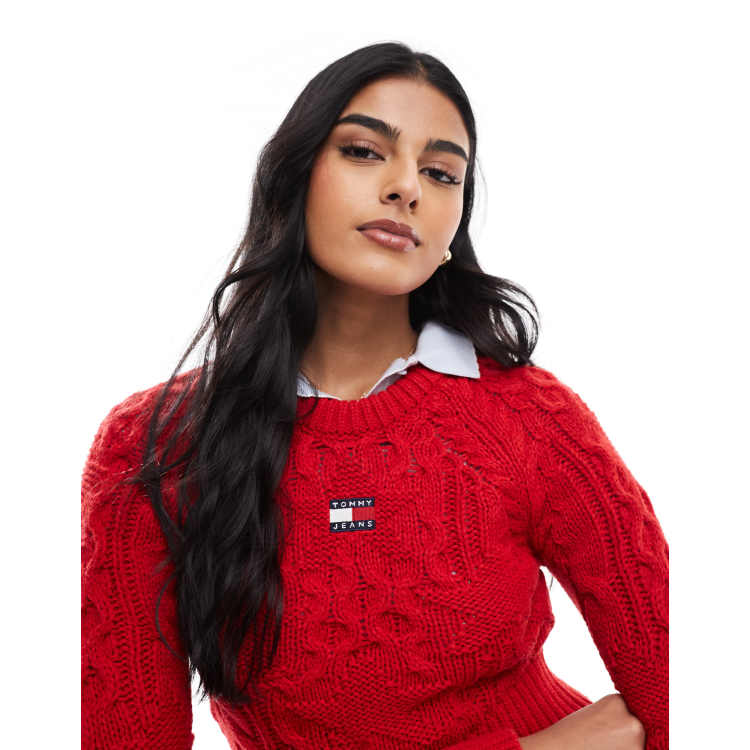 Tommy Jeans Pullover in leuchtendem Rot mit Zopfmuster und subtilem Sterndesign