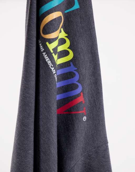 tommy jeans rainbow logo tee