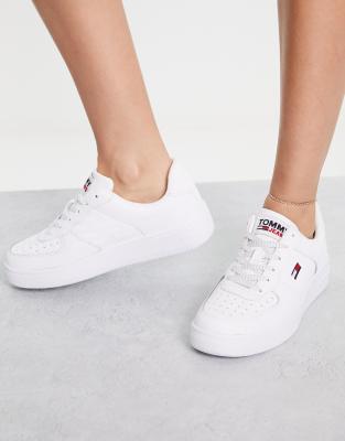 essence Oude tijden Notitie Tommy Jeans reflective basket sneakers in white | ASOS