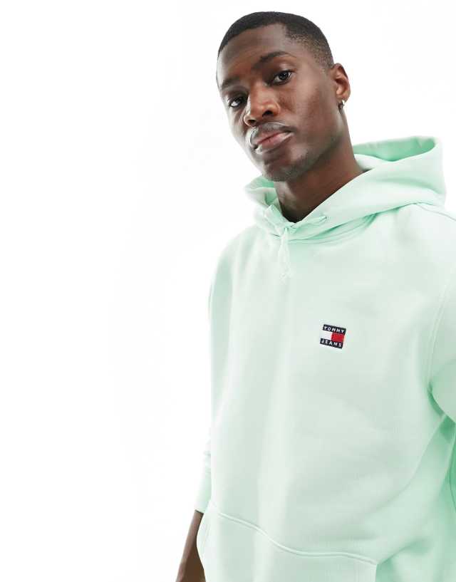 Tommy Jeans - regular badge logo hoodie in green