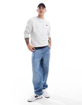 Tommy Jeans Regular Badge Logo Sweatshirt In Gray