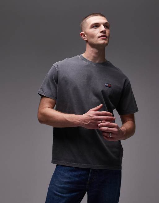 Tommy Jeans unisex regular badge t-shirt in washed black