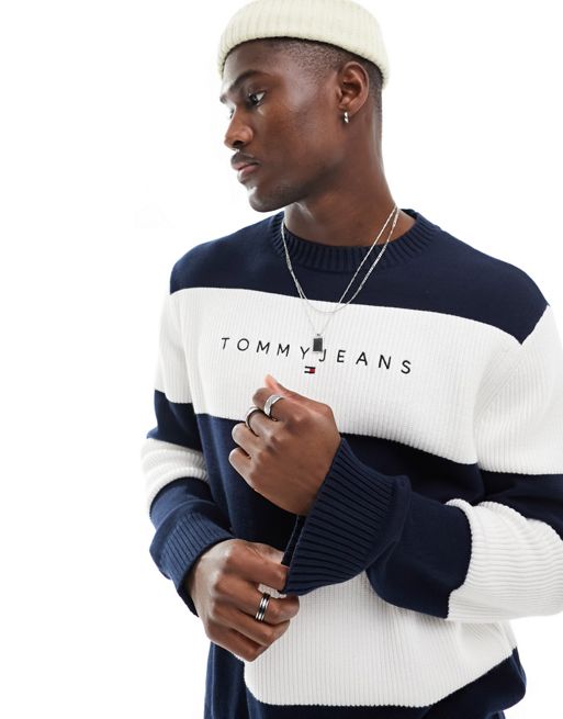 Tommy Jeans – Regular Fit Pullover mit zweifarbigen Streifen und linearem Logo