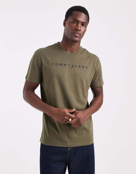 Tommy Jeans - Regular-fit T-shirt met lineair logo in kaki - view 1