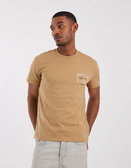 Tommy Jeans regular flag logo with signature detail t-shirt in brown , 4 of 5