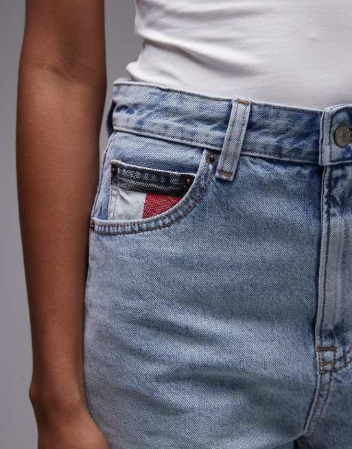 Tommy Jeans regular mom shorts in light blue , 5 of 5