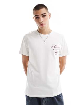 Tommy Jeans Regular Signature Back Print T-shirt In White