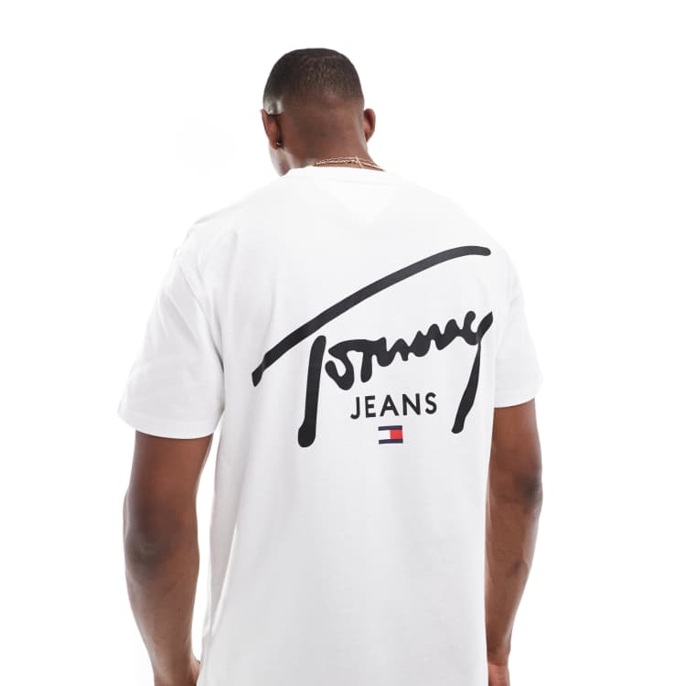 【 JEANS】regular signature back print t-shirt Tommy Jeans regular signature back print T-shirt in white | ASOS