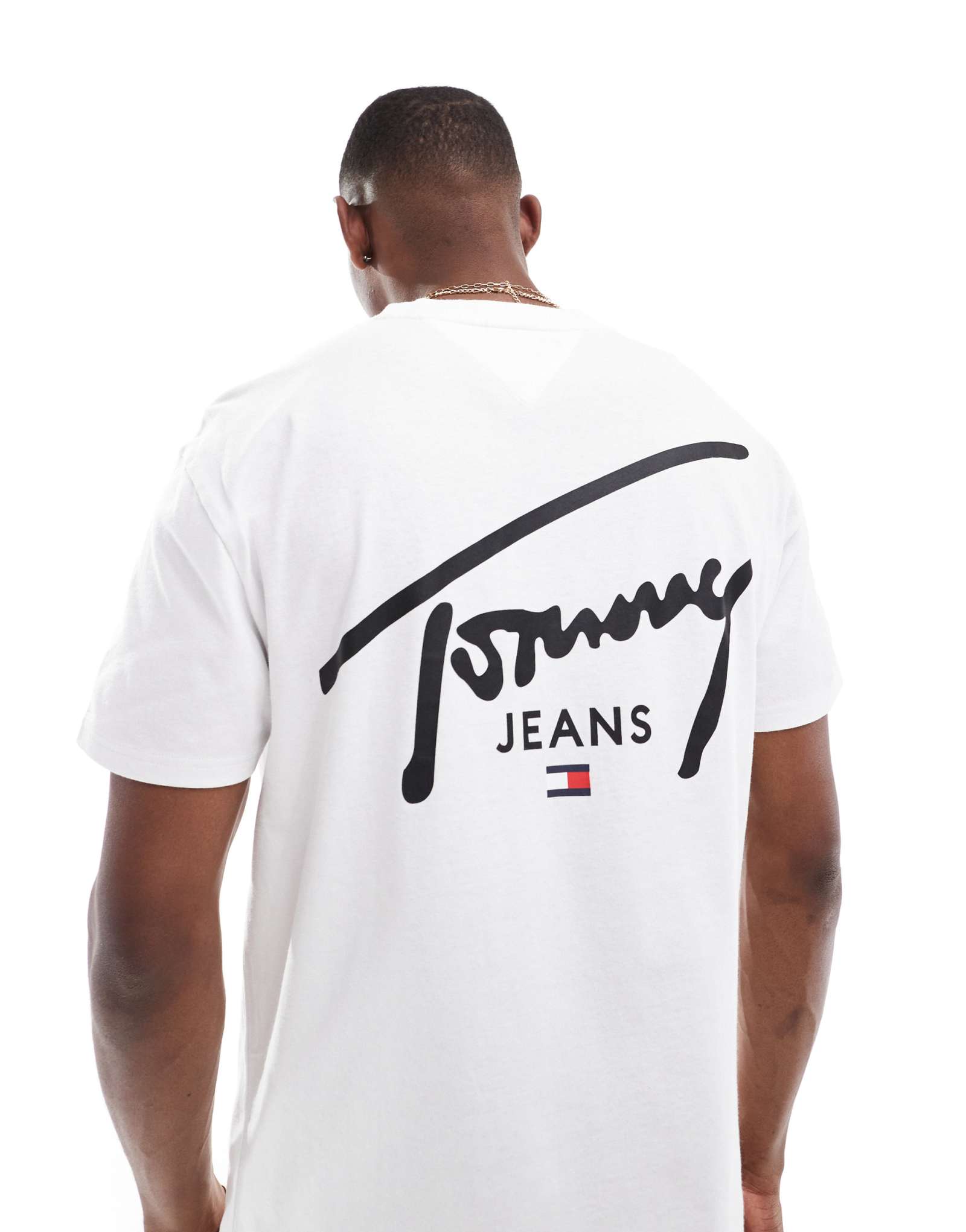 Обычная футболка Tommy Jeans с фирменным принтом на спине белого цвета