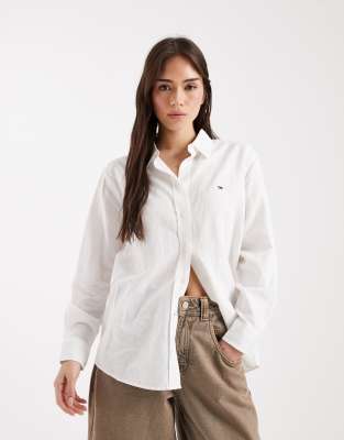 Tommy Jeans Relaxed Fit Linen Shirt In White