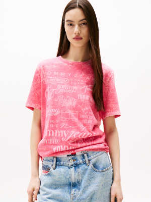 Tommy Jeans - Relaxed T-Shirt in Pink mit mehreren Logos-Rosa