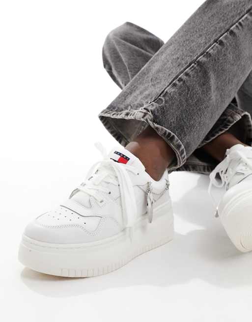Tommy Jeans retro basket flatform charm trainers in ecru | ASOS
