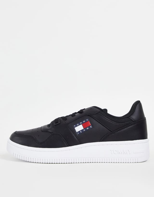 Tommy Jeans retro basket sneakers in black