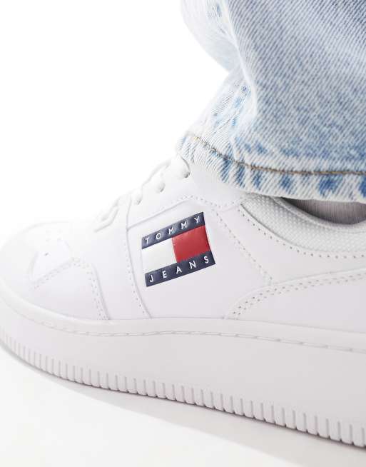 Tommy Jeans retro basket sneakers in white, 4 of 5