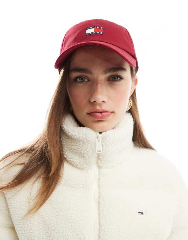 Tommy Jeans - retro cap in washed red