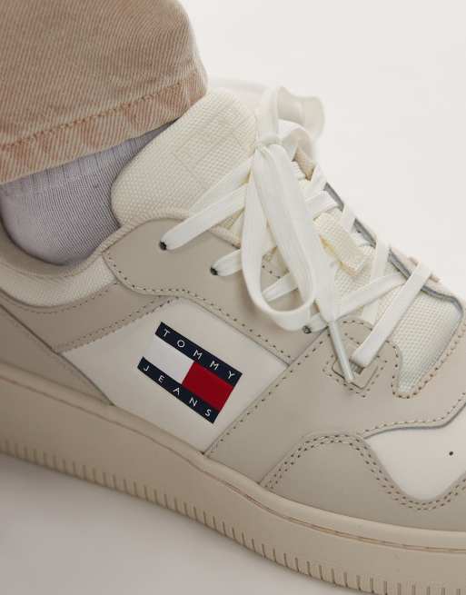 Tommy Jeans Retro Essential Sneakers color avorio ASOS