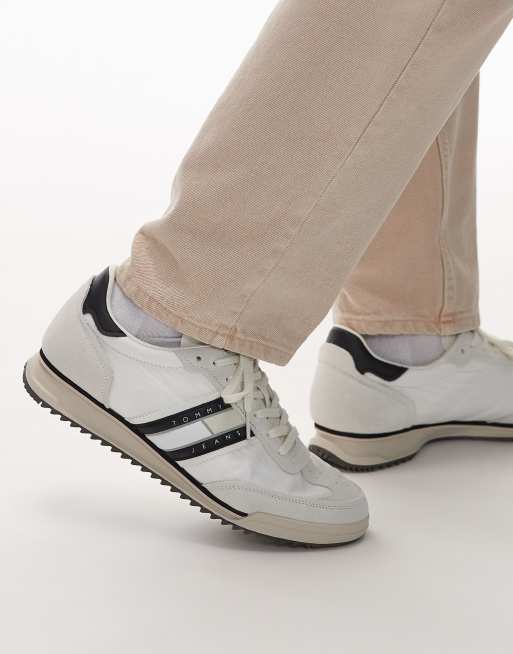 Tommy Jeans - Retro Runner - Sneakers in wit en zwart, 4 van 5