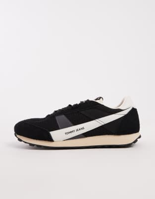 Tommy Jeans Tommy Jeans retro runner trainers in black