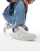 Thumbnail 1 van 5