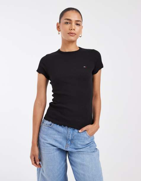 Tommy Jeans ribbad slim fit-t-shirt med vågig kantdetalj i svart - view 1