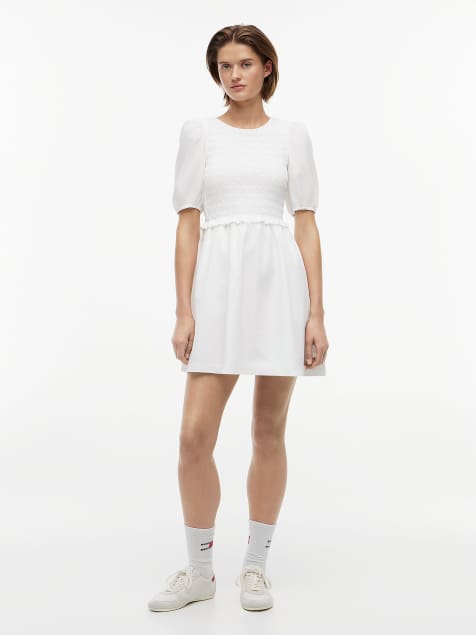 Tommy Jeans - Robe babydoll courte et ajustée en popeline avec liens noués au dos - Blanc - view 1
