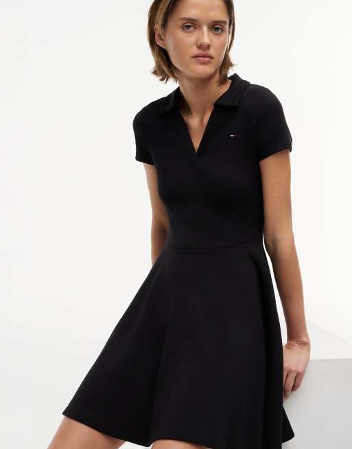 Tommy Jeans robe polo courte côtelée ajustée et évasée noire, 2 de 6