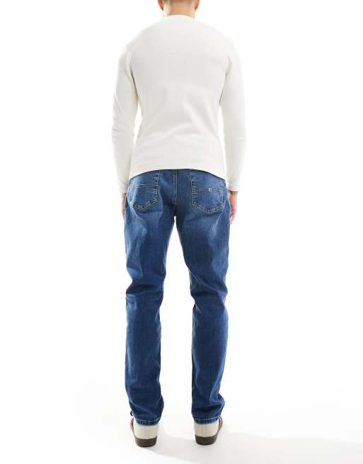 Tommy Jeans – Ryan – Raka jeans i regular fit och mellanljus tvätt, 2 av 5
