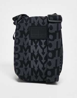 Tommy Jeans logo cross body reporter bag in black - ASOS Price Checker