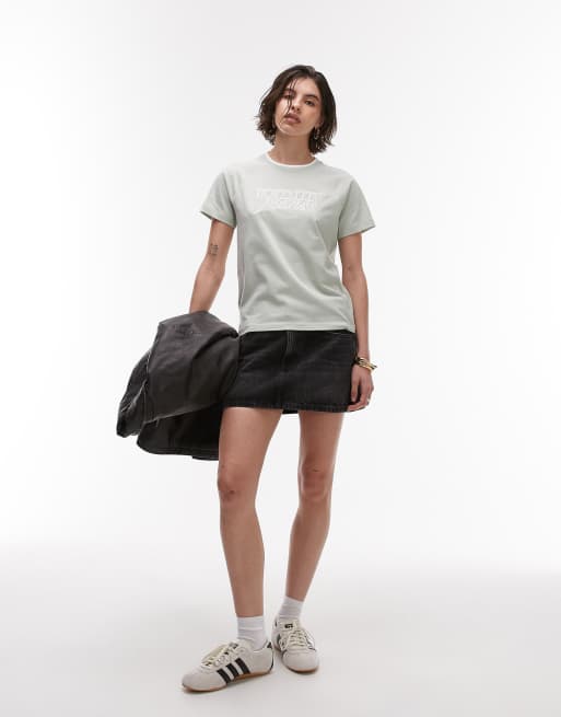 Tommy Jeans – Salviagrön t-shirt med stor, broderad logga, 2 av 4