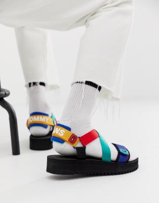 tommy jeans flip flops