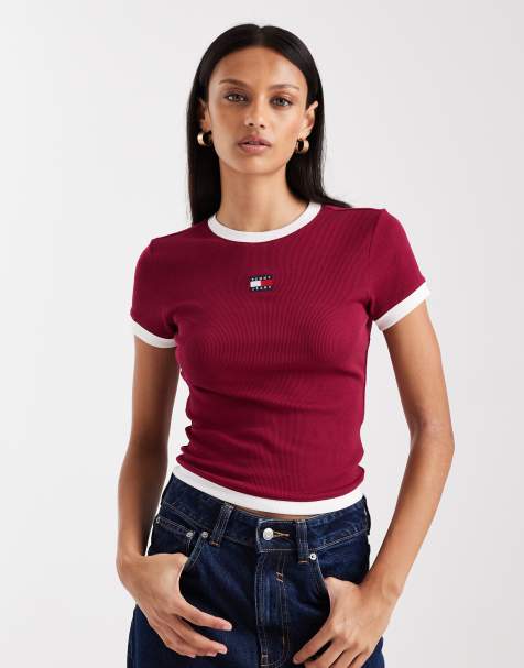 Tommy Jeans – Schmales, geripptes Ringer-T-Shirt in Burgunderrot - view 1