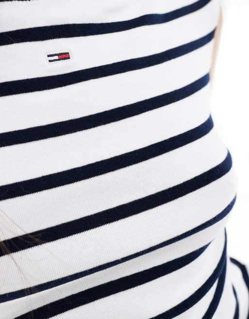 Tommy Jeans – Schulterfreies Oberteil in Weiß und Marineblau gestreift, 3 von 4