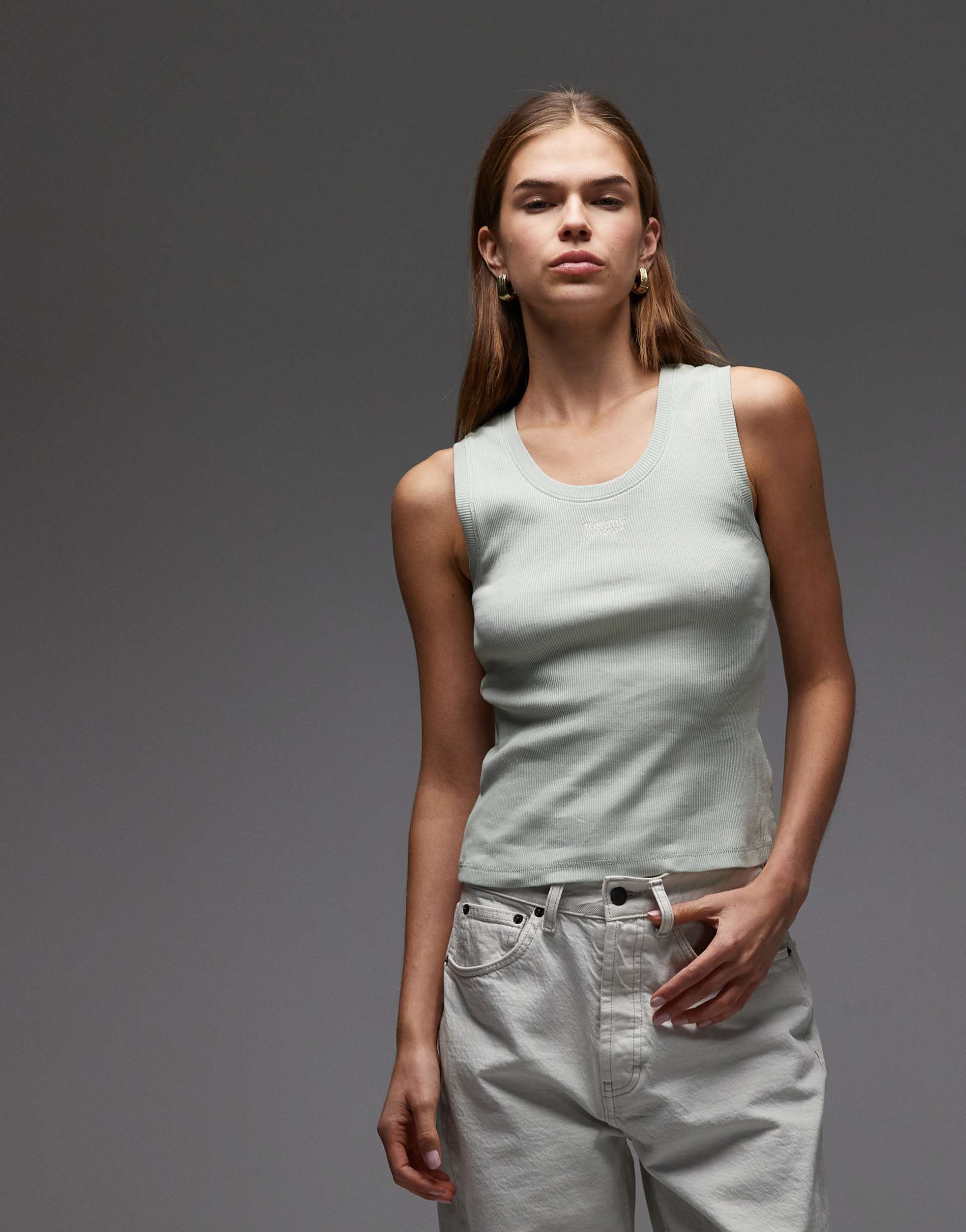 tommy jeans script logo ribbed tank top in green