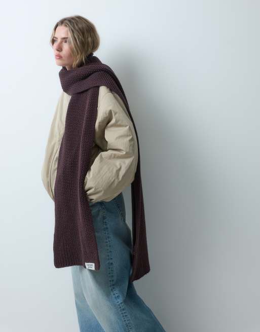 Tommy Jeans script logo scarf in brown, 2 of 4