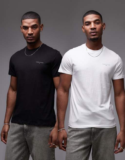 Tommy Jeans - Set van 2 T-shirts met lineair logo in zwart en wit